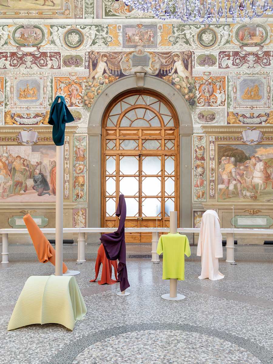 Homme Plissè Issey Miyake Exhibition